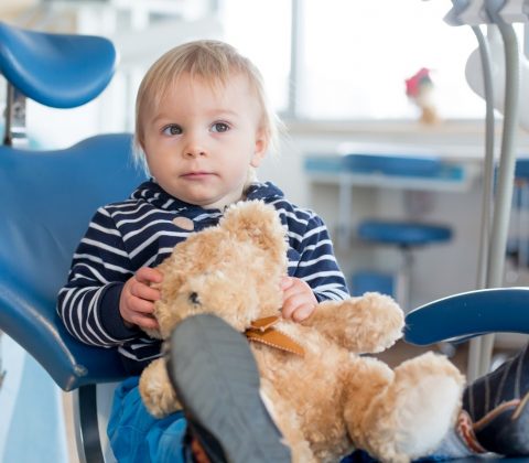 A child's first visit to the dentist