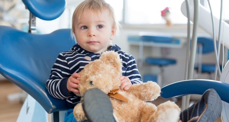 A child's first visit to the dentist