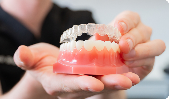 invisalign retainer