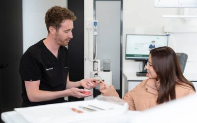 Invisalign aftercare takes care of your Invisalign aligners and teeth once you’ve finished your Invisalign treatment.