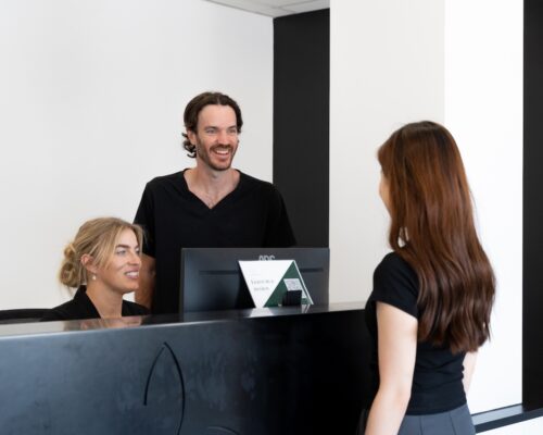 teeth-whitening-appointment-perth lady booking teeth whitening appointment with 123 Dental Perth